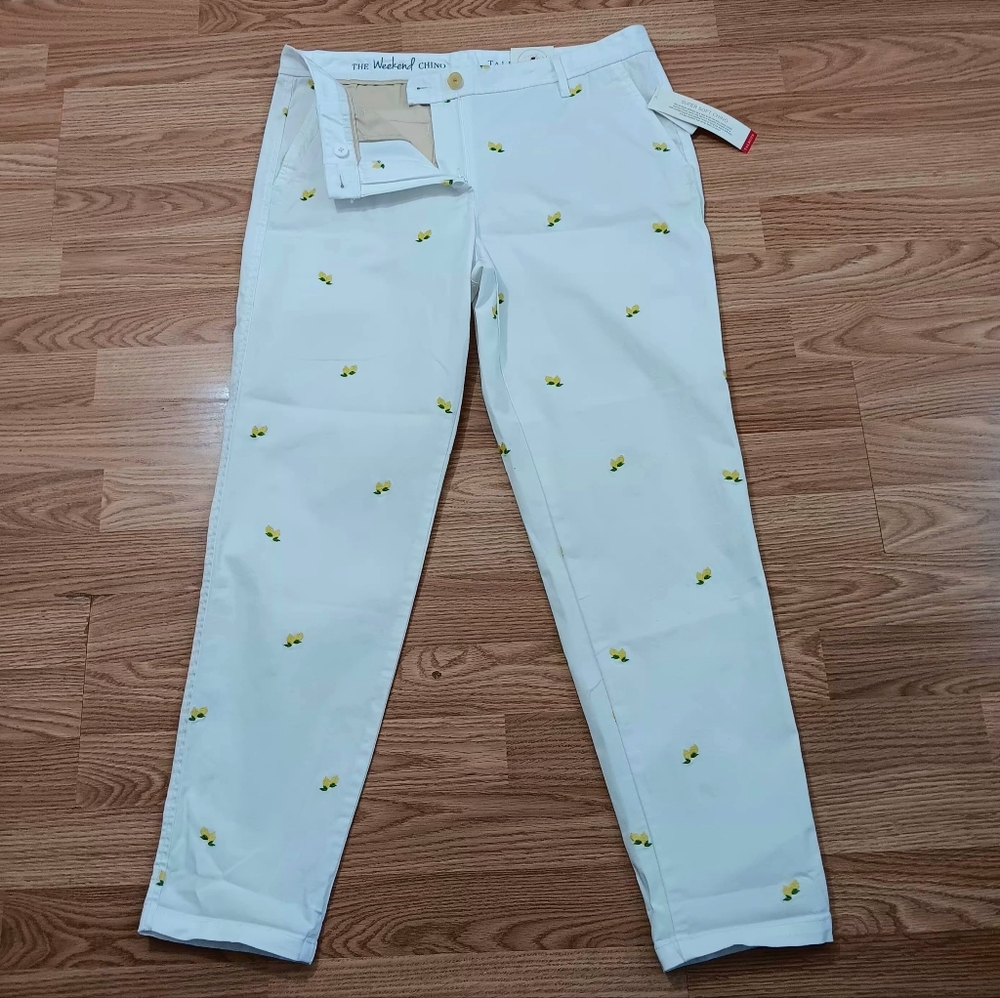 TALBOTS The Weekend Chino Simply Flattering White Soft Stretch Embroidered Lemon